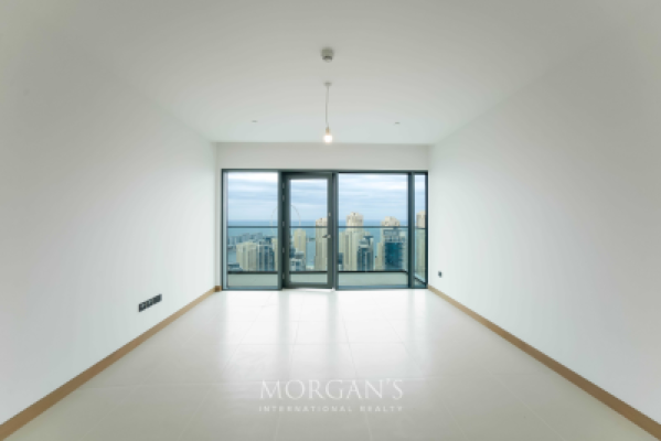 Luxury Living | High Floor | Panoramic Marina View-9