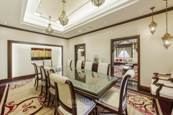 Unique Villa | Prime Location | Ready to Move In-11