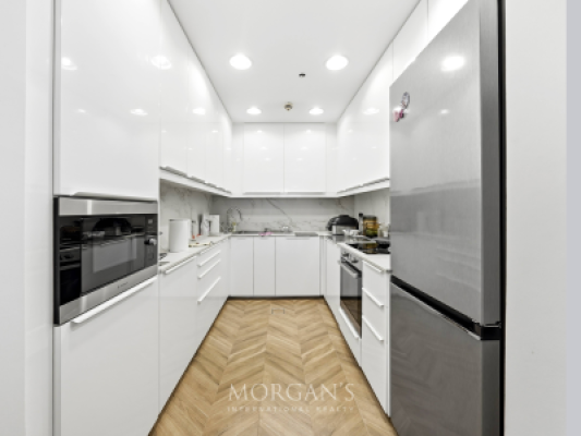 2BR Apartment | Spacious Layout | Palm Location-9