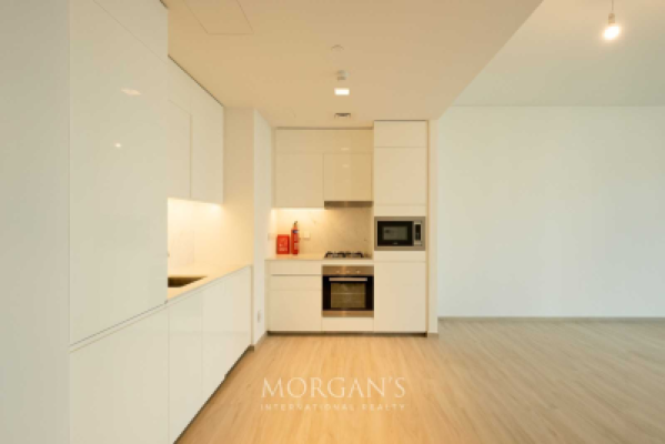 1 BR Unit | Spacious Layout | Unfurnished -2