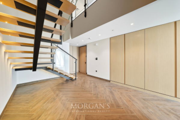 2 BR Duplex  | Unfurnished | Bright Layout-13