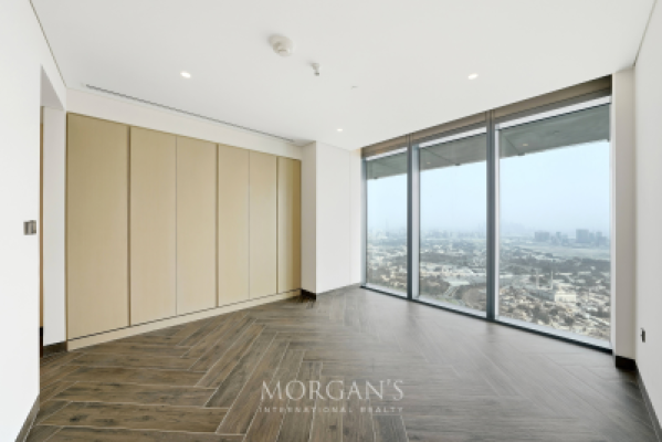 Spacious 3BR Duplex | Corner Unit | Great View-18