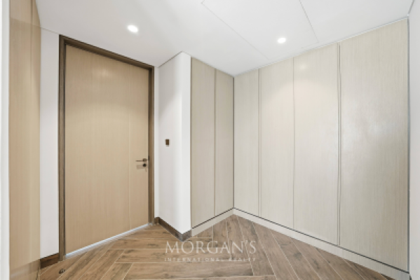 Spacious 3BR Duplex | Corner Unit | Great View-20