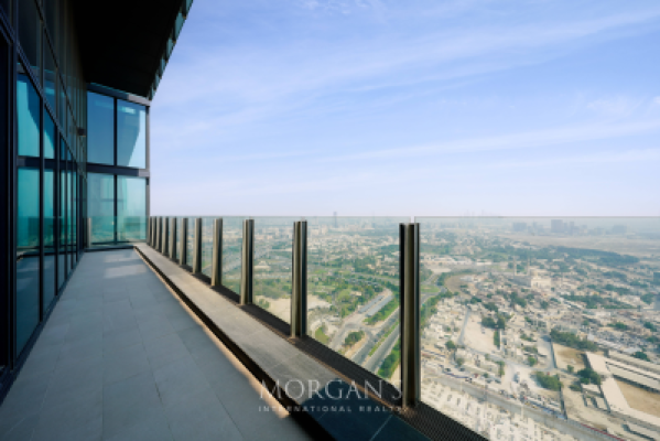 Spacious 3BR Duplex | Corner Unit | Great View-23