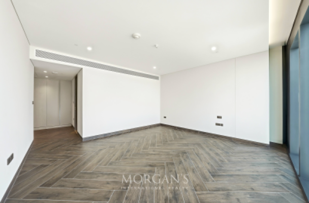 Spacious 3BR Duplex | Corner Unit | Great View-14