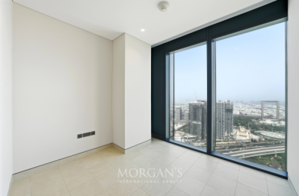 Spacious 3BR Duplex | Corner Unit | Great View-18