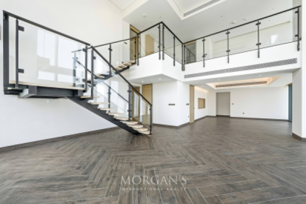 Spacious 3BR Duplex | Corner Unit | Great View-7