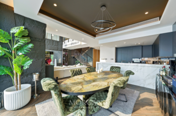 Burj Khalifa View | Fully-Furnished | Upgraded-9