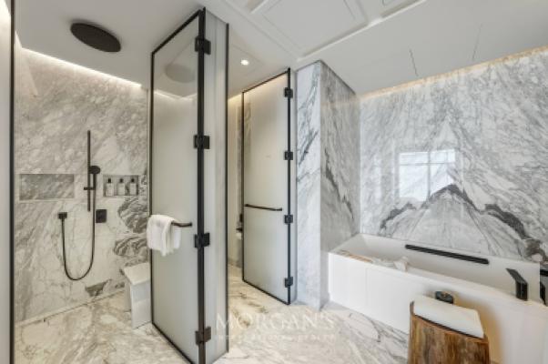2BR Apartment | Rare Layout | One and Only-23