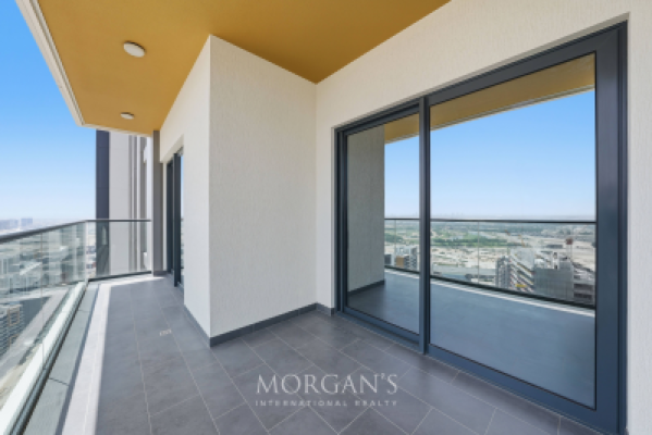 3BR + M | Elegant Apartment | Unfurnished-18