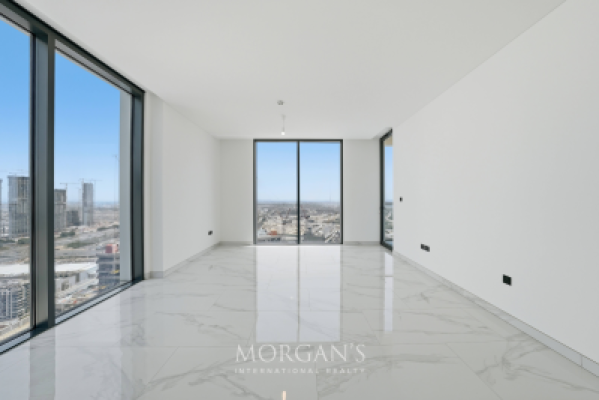 3BR + M | Elegant Apartment | Unfurnished-7