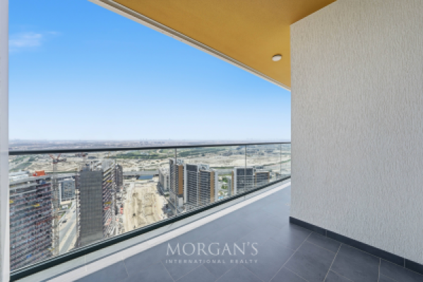 3BR + M | Elegant Apartment | Unfurnished-20