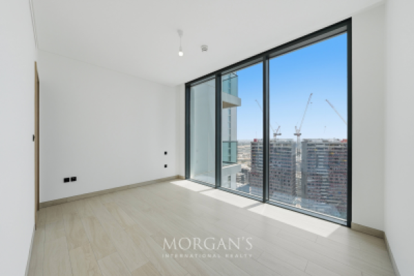 Stunning Lagoon View | 2BR + M | Spacious Layout-15