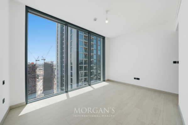 Stunning Lagoon View | 2BR + M | Spacious Layout-16