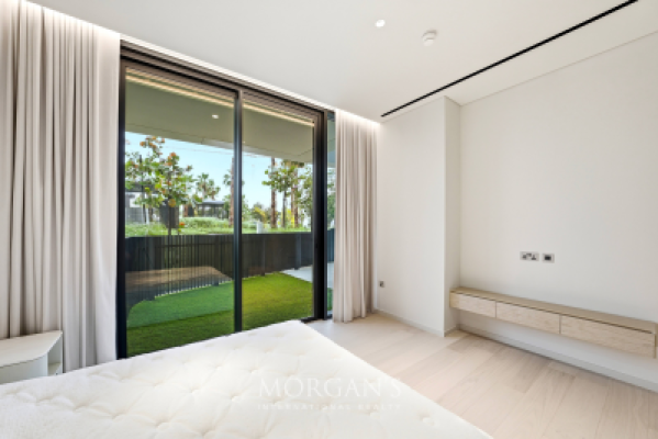 Luxury 3BR Duplex | Stunning Views | Furnished-14