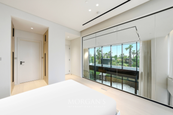Luxury 3BR Duplex | Stunning Views | Furnished-10