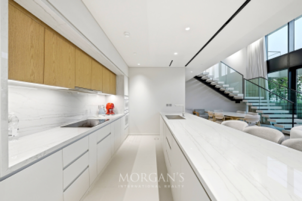 Luxury 3BR Duplex | Stunning Views | Furnished-17