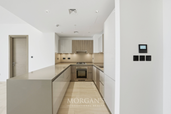 Stunning Lagoon View | 2BR + M | Spacious Layout-5