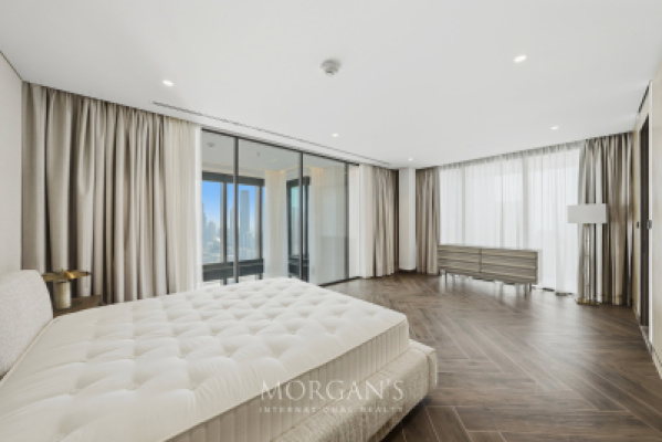 2BR+M | Furnished | Stunning | Balcony | Vacant-14
