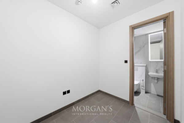 2BR Apartment | Spacious Layout | Unfurnished-11