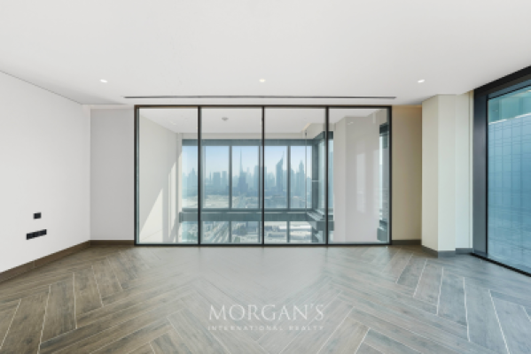 2 BR Duplex  | Unfurnished | Bright Layout-3
