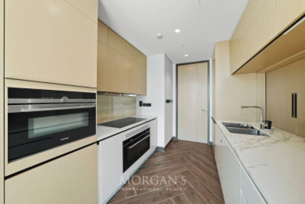 2 BR Duplex  | Unfurnished | Bright Layout-11