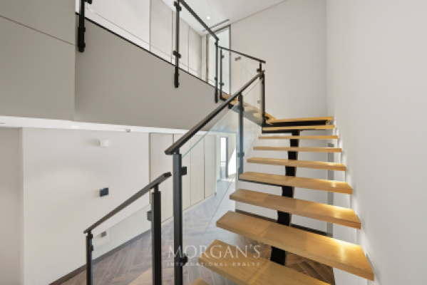 2 BR Duplex  | Unfurnished | Bright Layout-14