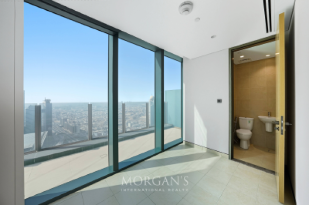2 BR Duplex  | Unfurnished | Bright Layout-15