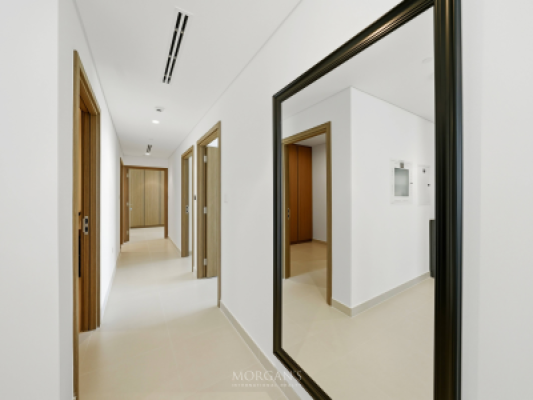 3 BR Apartment | Waterfront Living | Creek Harbour-11