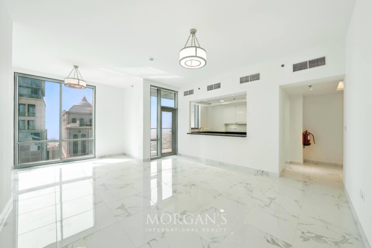 Vacant | High Floor | City & Sea View |+Maid  | Business Bay