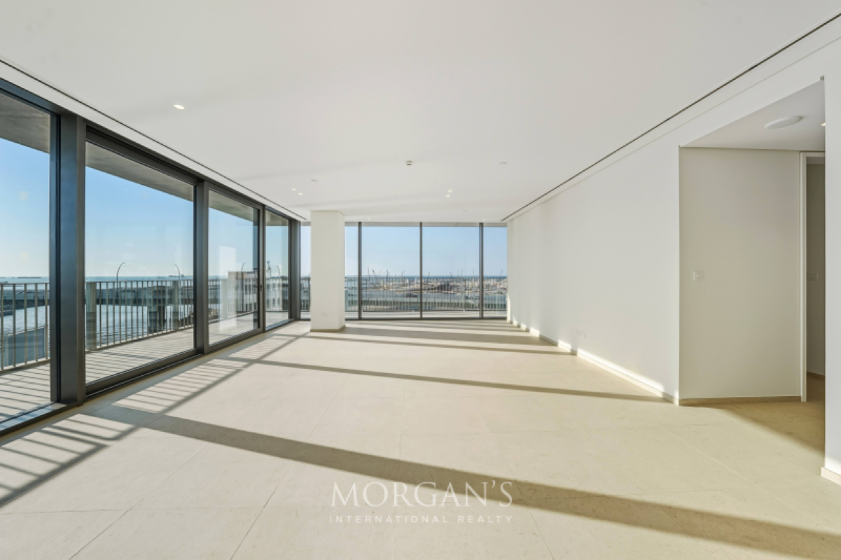 4BR Apartment | Canal Views | Unfurnished | Jumeirah