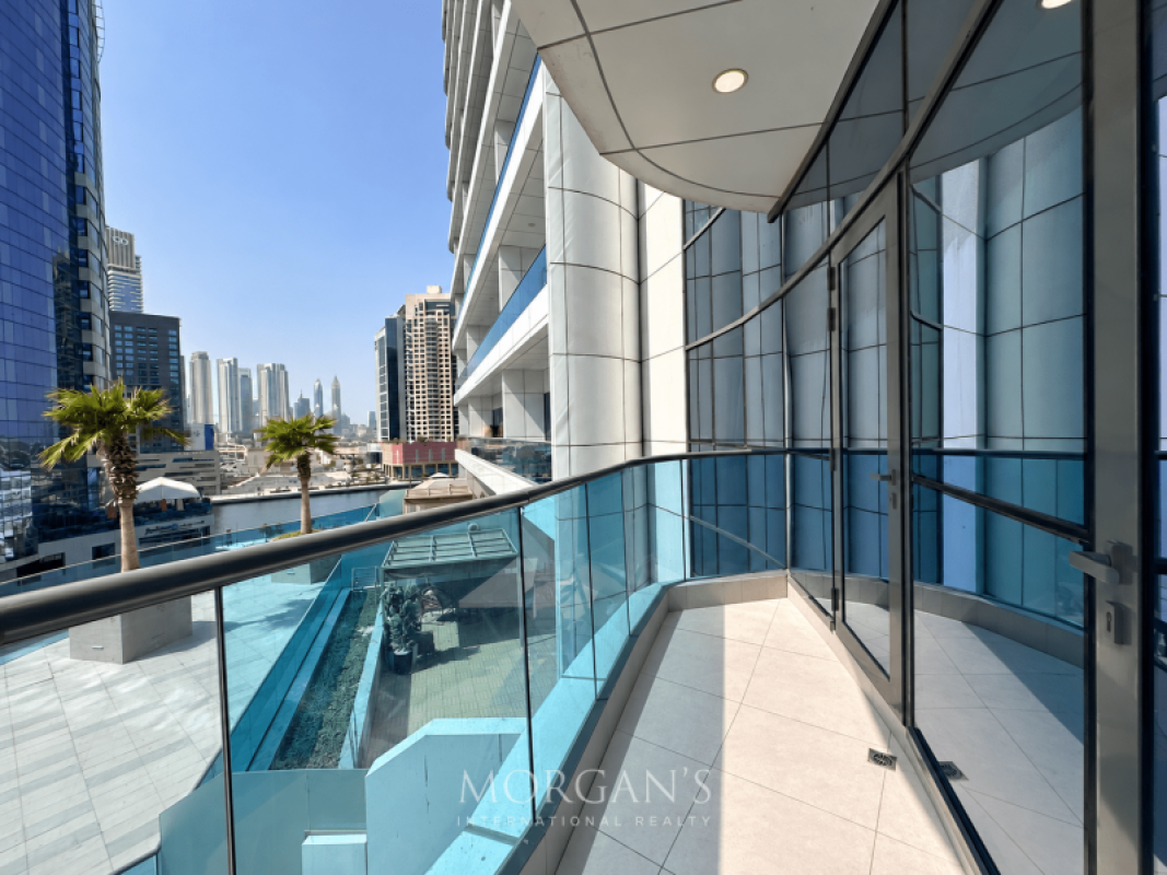 Spacious 1BR | Closed Kitchen | Low Floor | Business Bay
